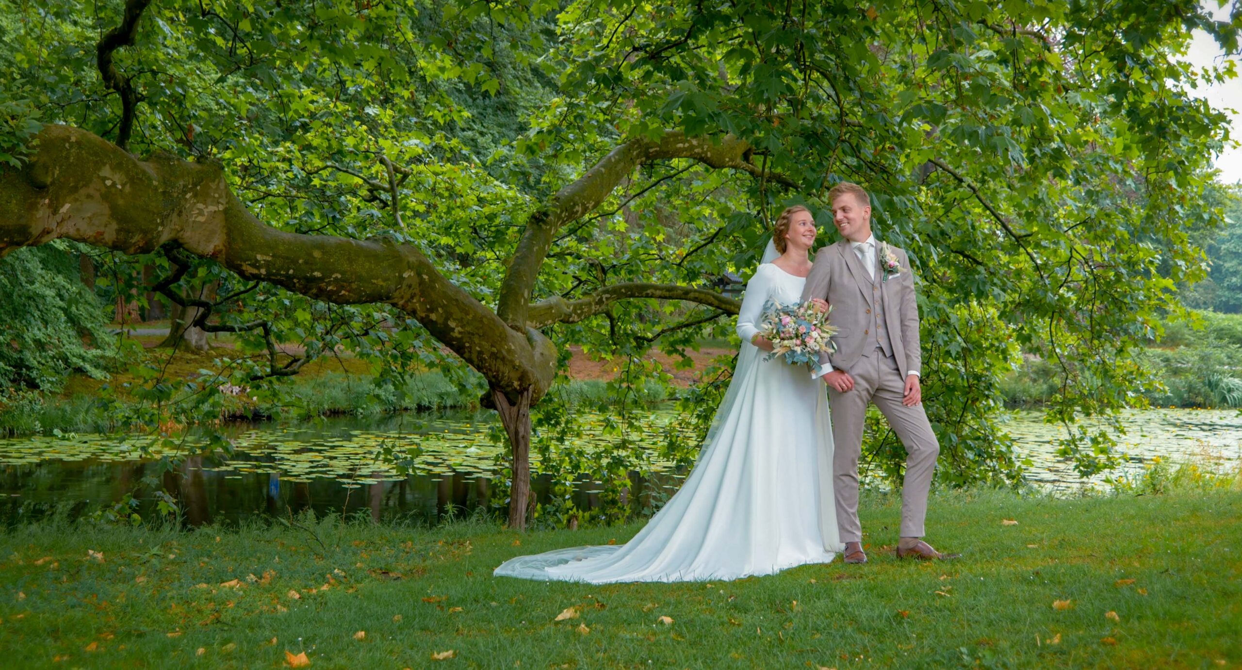 Foto bruiloft Ronald en Arianne. Same Day Edit Jeroen Strijker Films. Trouwvideo, bruiloftvideo. Ijsselmuiden, Kampen, Genemuiden